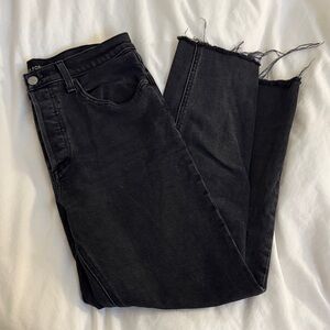 Denim Forum The Yoko High Rise Slim 28L size 28 Distressed gray Jeans